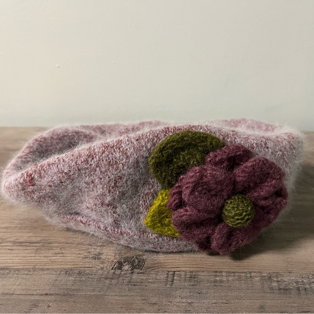 Toucan Collection New York angora blend hat